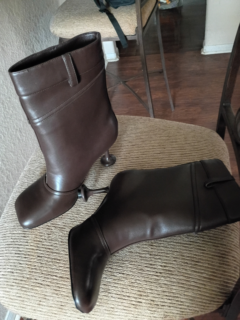 Women's Brown Leather Mid-Calf Heel Boots